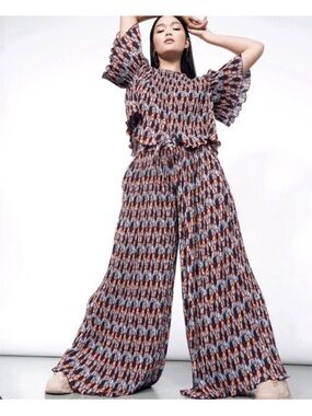 Wildfang The Empower Plisse Boxy Blouse (M) & Pants Loose Leg Pants (S), NWT!